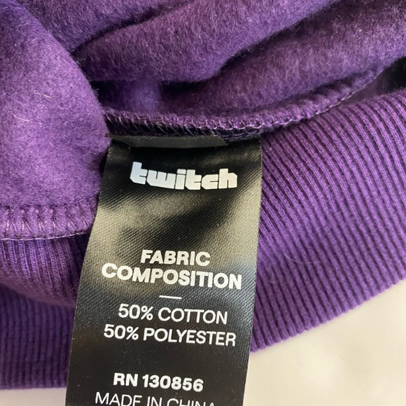 Twitch Purple Hoodie with kangaroo pocket in size M. - Picture 9 of 11